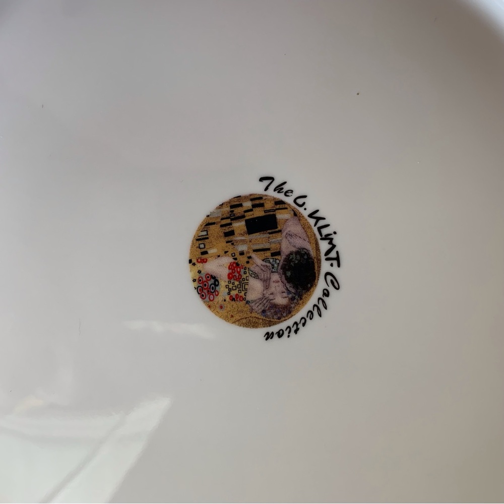 The Gustave Klimpt Collection “The Kiss” Porcelain 10.5” Serving Plate & Spatula - Picture 8 of 9